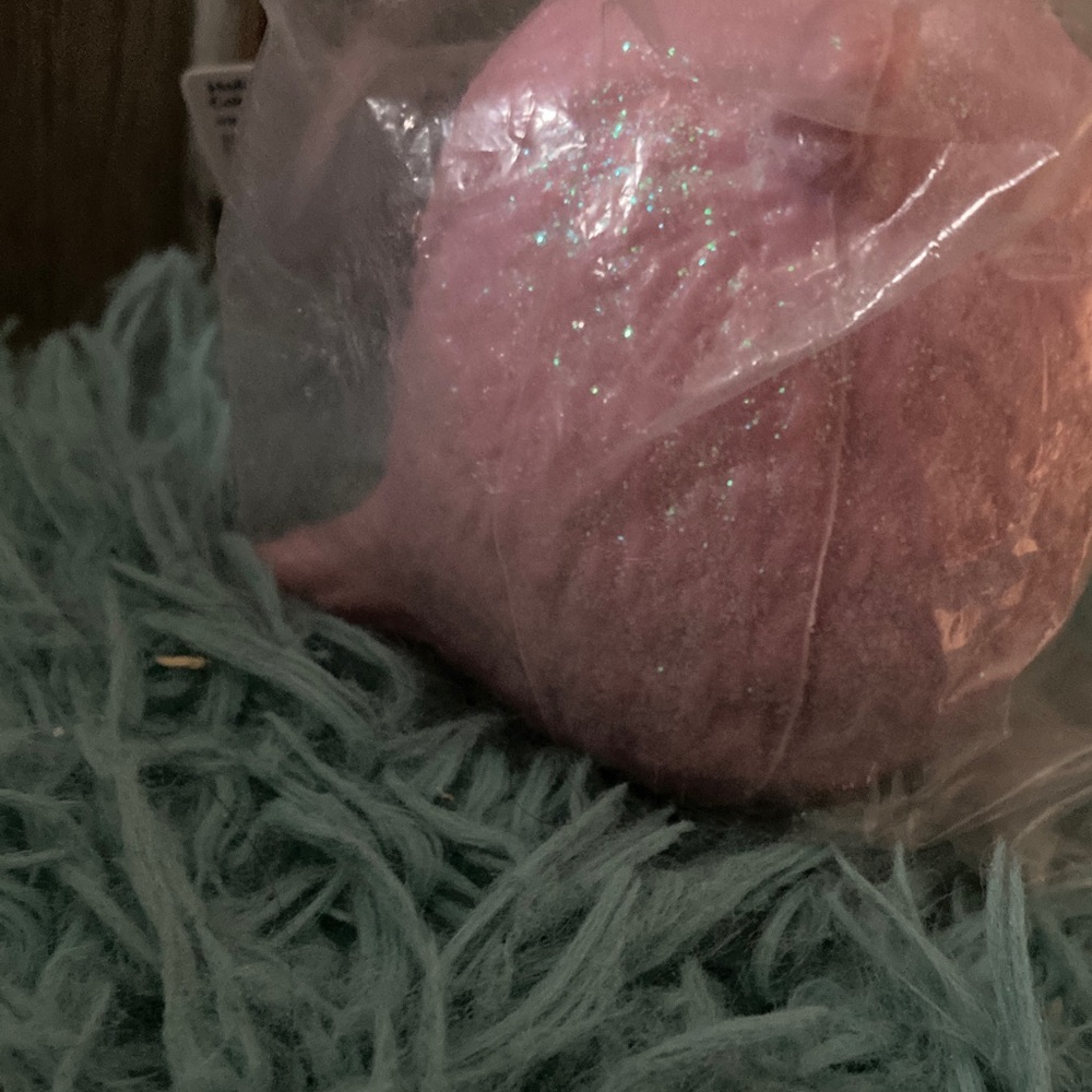 Squishmallows Fuzz A Mallows pink chinchilla ornament - Picture 4 of 7